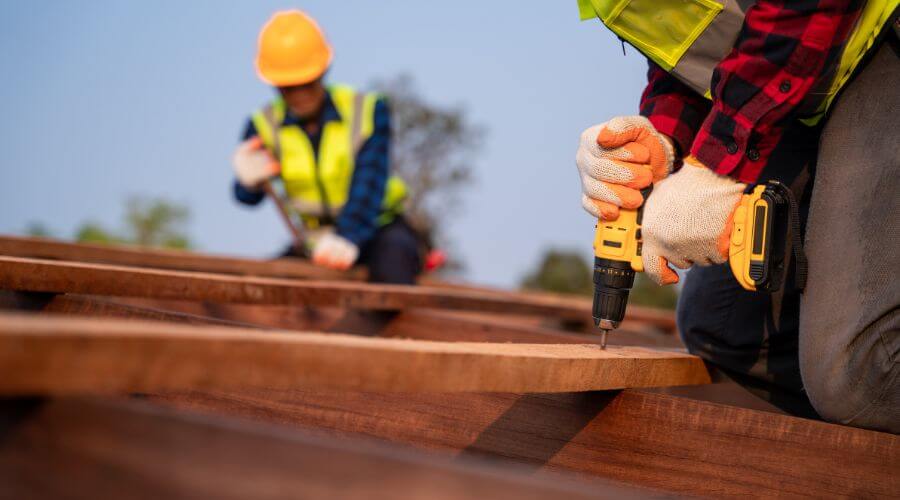 Expert Emergency Roof Repairs services in Magnolia, IL